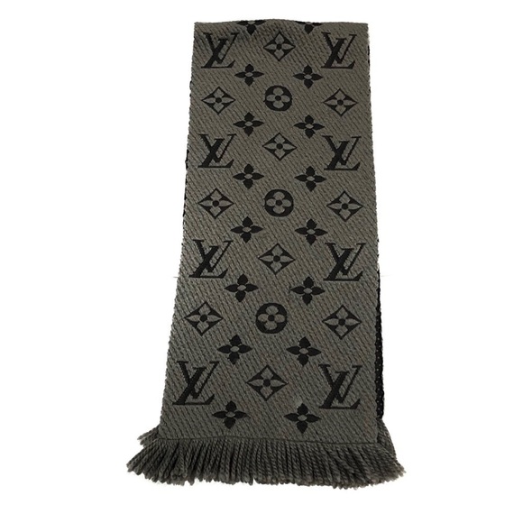 Authentic Louis Vuitton Monogram Logomania Wool Silk Scarf Logomania GM0168